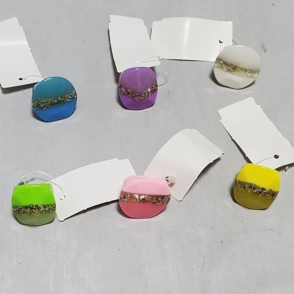 6PC assorted iridescent foil acrylic rings - Picture 3 of 6